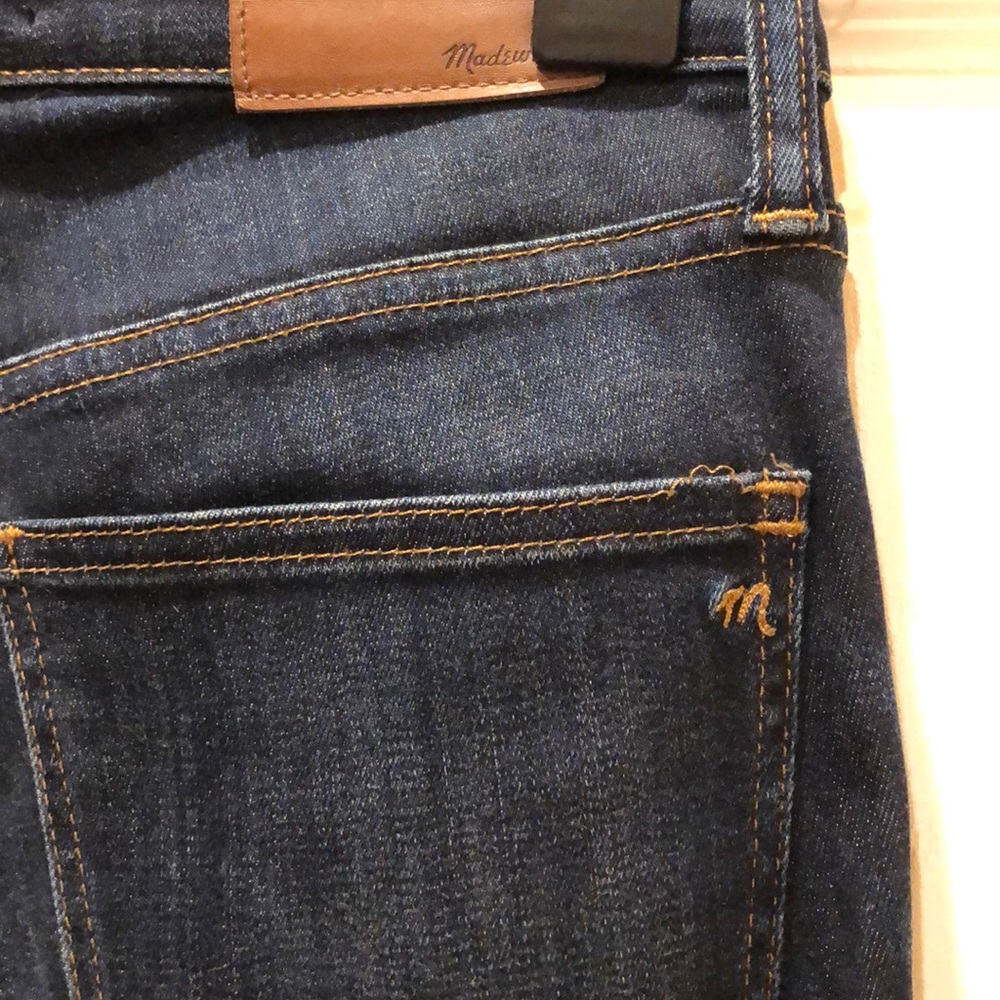 Madewell 9” High Riser Jeans - Picture 3 of 4